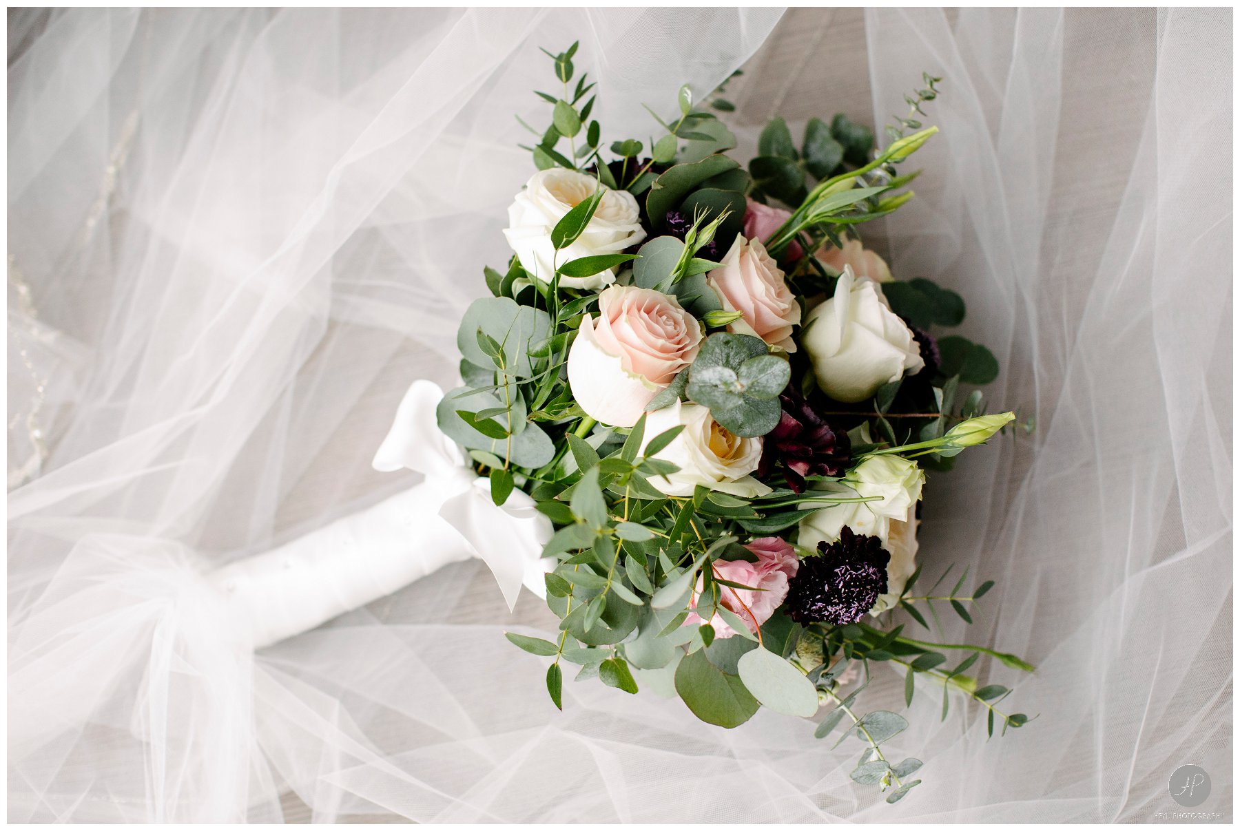 bridal bouquet english manor wedding