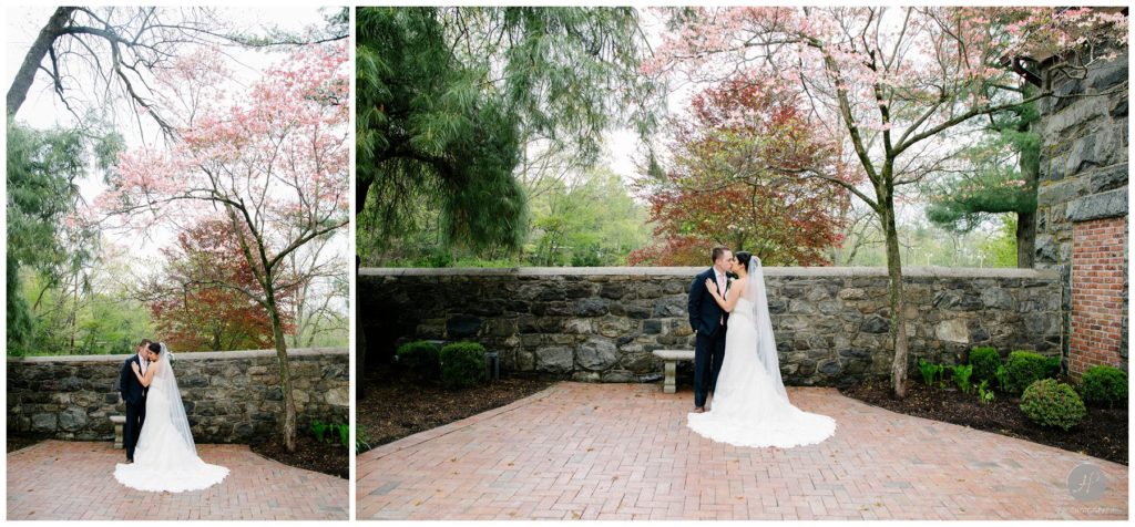 bride and groom beautiful outdoor spring photos