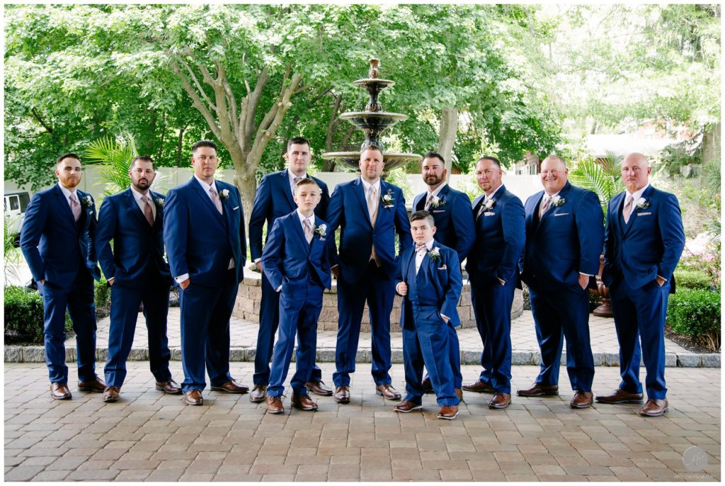 groom and groomsmen at south gate manor